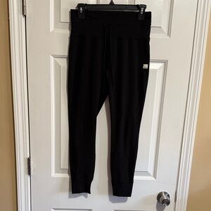 Vuori Women's Black Daily Leggings